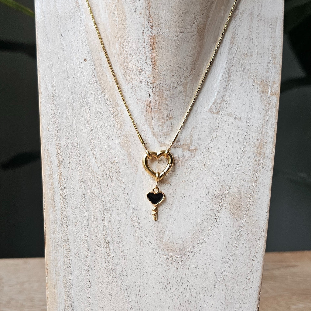 Seyso Key to Love black stainless steel bedeltje uit Design Your Own collectie