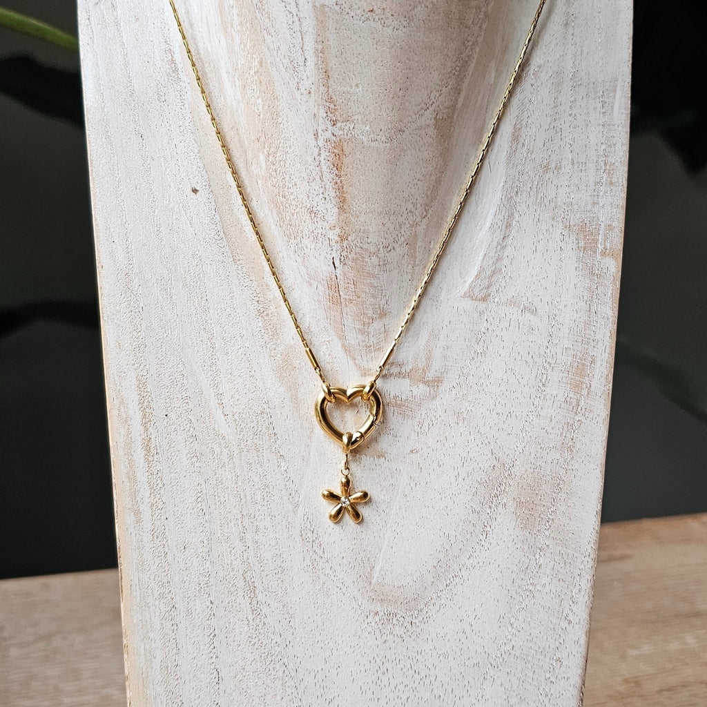 Seyso flower ster stainless steel bedeltje uit Design Your Own collectie