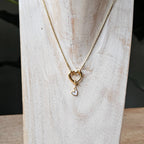 Seyso little white heart stainless steel bedeltje uit Design Your Own collectie
