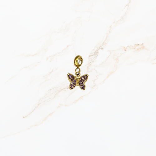 Seyso goudkleurige vlinder bedel met paarse steentjes, fijn vlinderdetail en RVS oogje voor persoonlijke sieraden