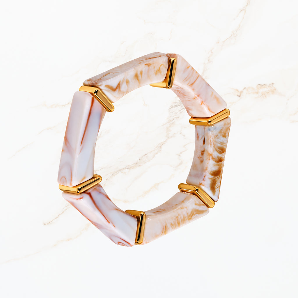 Seyso wit bruine elastische dames armband met goudkleurige details