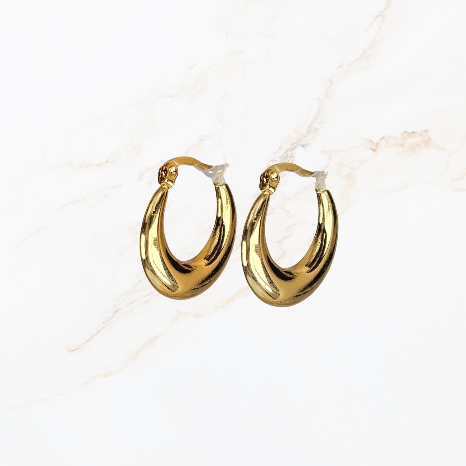 Goldenring – Oorbel