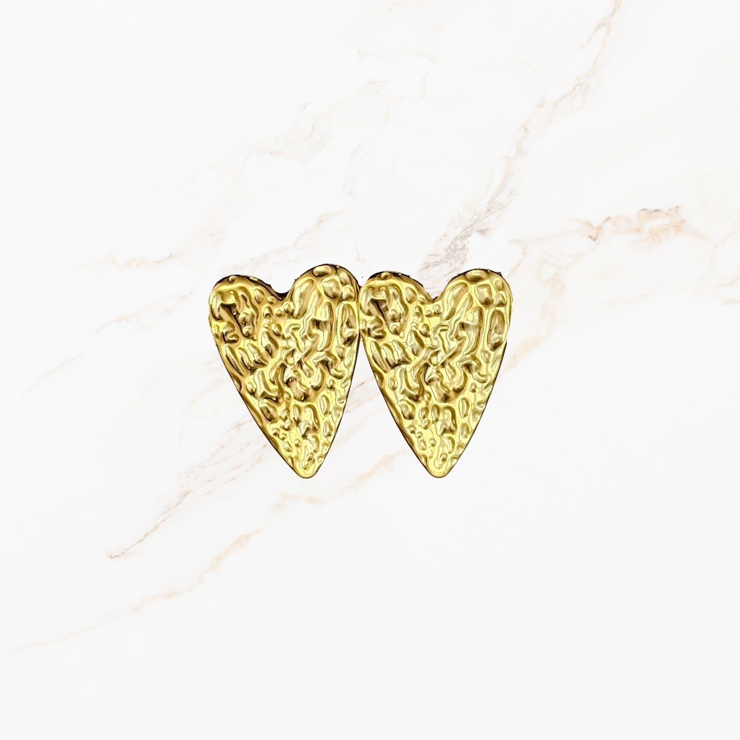 Amora Texture Studs