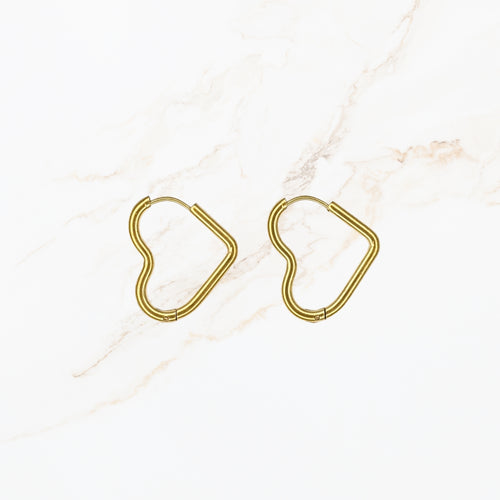 Seyso stainless steel oorbellen Amora hoops met zachte hartvorm geschikt om bedeltjes aan toe te voegen voor een persoonlijke look
