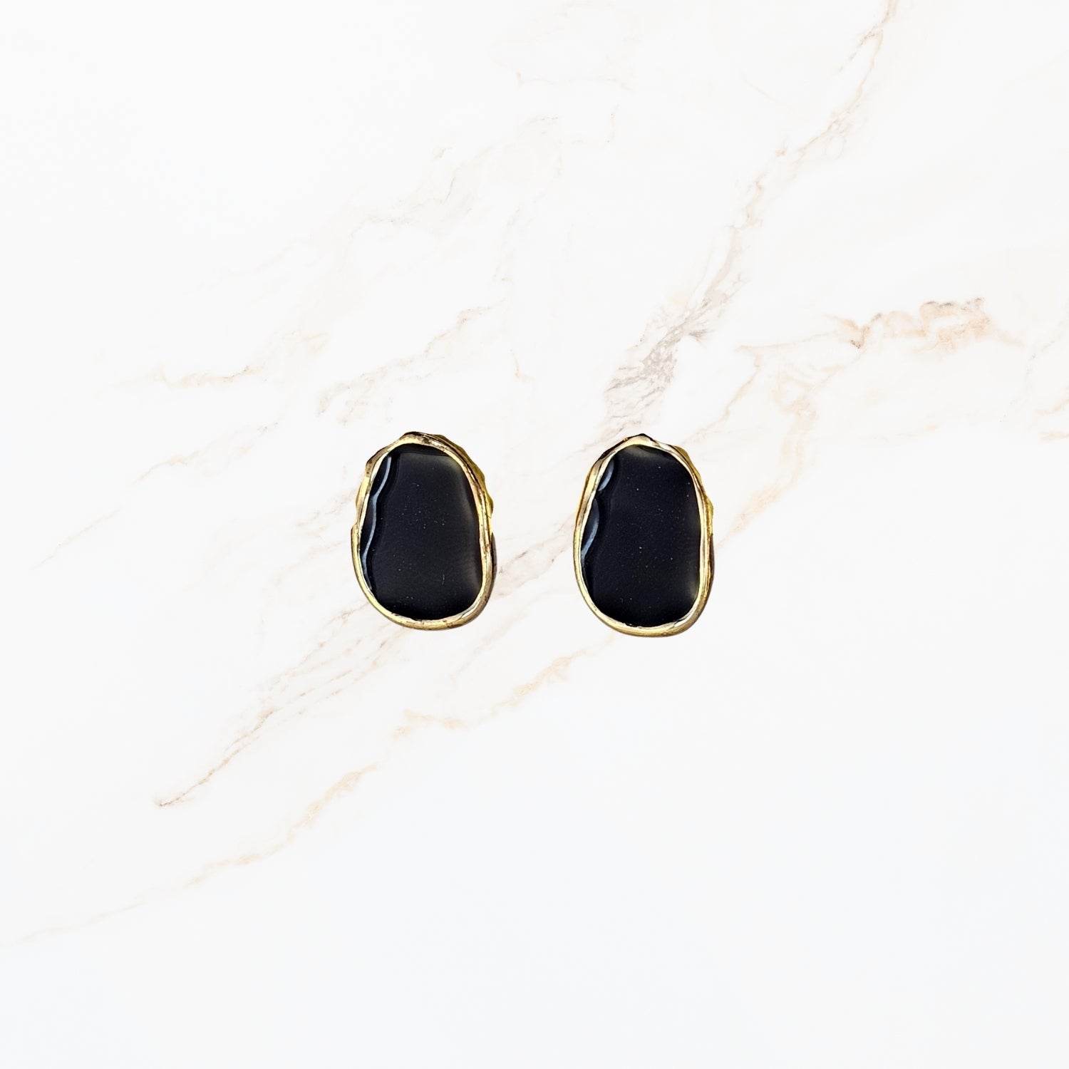 Noira Soft Stone Studs