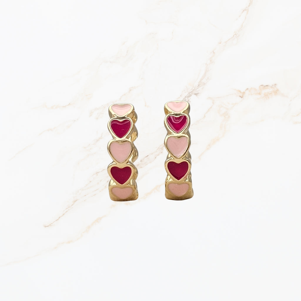 Seyso mini hoops met roze hartjes in goudkleurige setting klein model