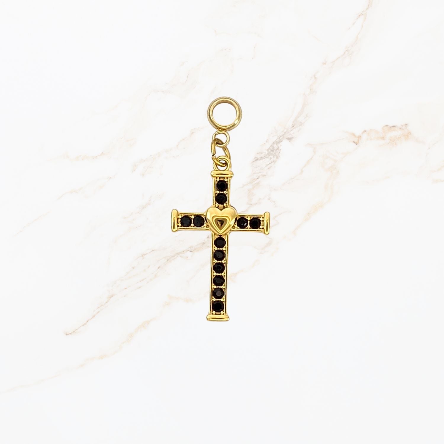 Cross of Dots – Story Charm