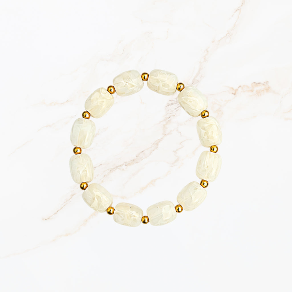 Witte kralen armband